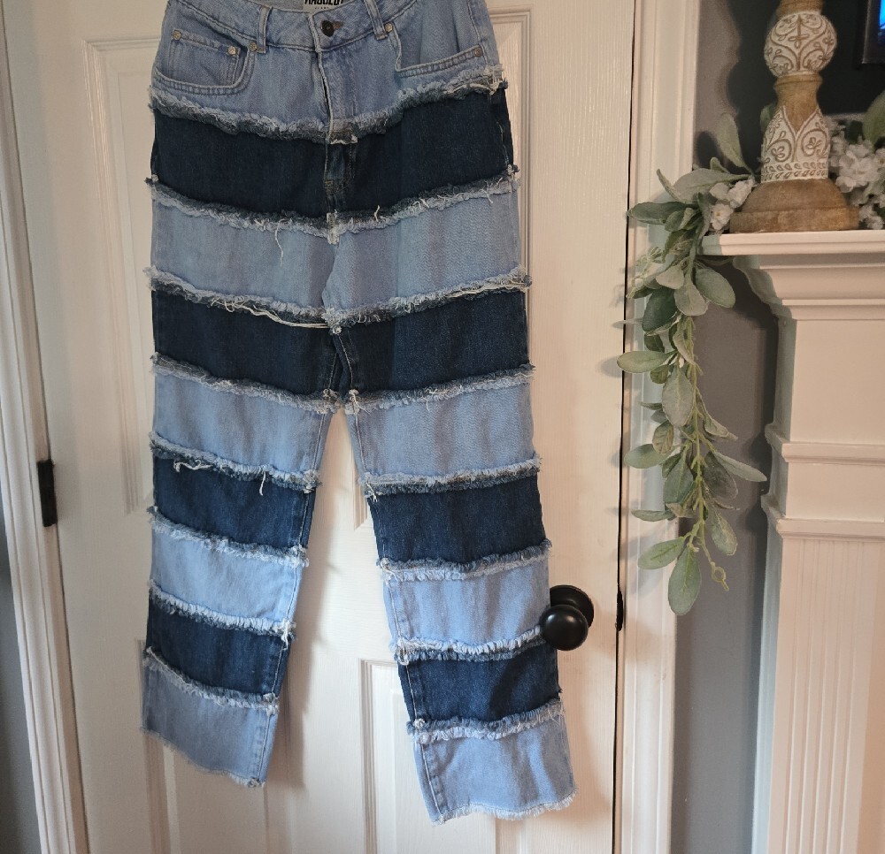 RAGGED JEANS - Picture 2 of 6